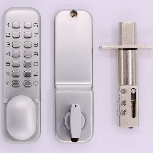 Mehanička brava s kombinacijskim kodom za drvena vrata — cinkova legura, model Deadlocked, modern minimalistički stil.
