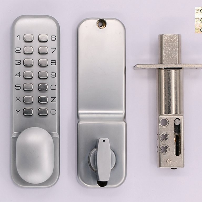 Mehanička brava s kombinacijskim kodom za drvena vrata — cinkova legura, model Deadlocked, modern minimalistički stil.