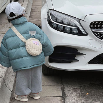 Gyerekeknek szóló tollas téli kabát 2025, uniszex, rövid fazon, koreai stílus, töltet 81–85% tollal, bélés poliészter