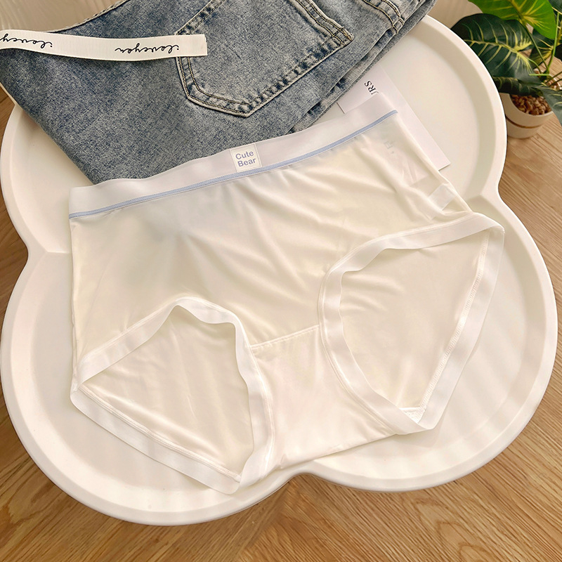 Ice Silk žensko donje rublje za ljeto – najlon 70–80%, 11–20D, pleteni, prozračni, podstava prepona viskozna 30–50%, srednji struk, uzorak u boji