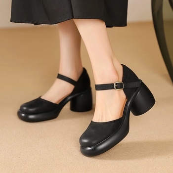 Pantofi femei Mary Jane, vârf rotund, supra velur, curea cu cataramă, toc gros și talpă din cauciuc