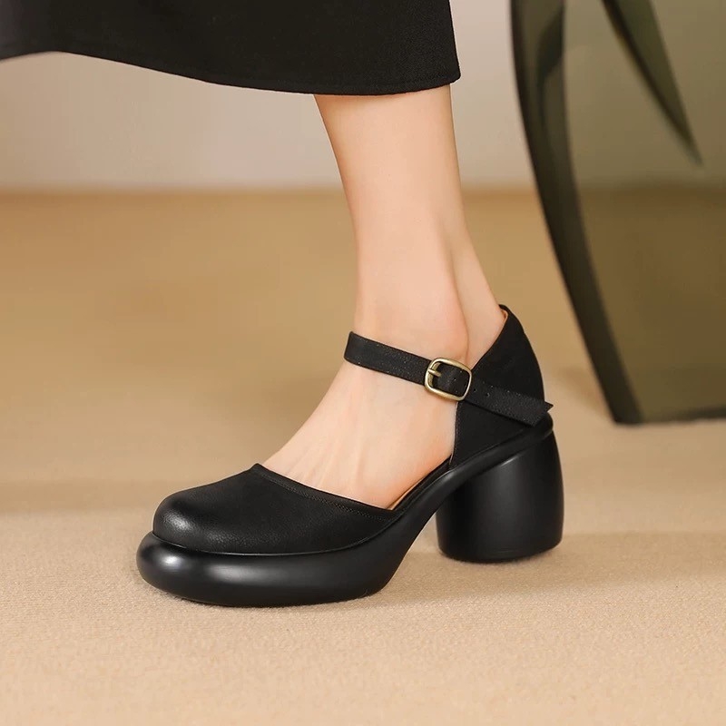 Pantofi femei Mary Jane, vârf rotund, supra velur, curea cu cataramă, toc gros și talpă din cauciuc