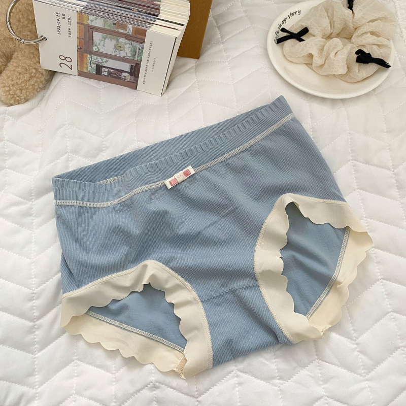 Ženske gaćice srednjeg struka od najlona, prozračne, bez vidljivih linija, podrška bokovima, jednofarbene