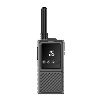 Walkie-Talkie εξωτερικής χρήσης: 8W ισχύς, 16 κανάλια, εμβέλεια 3-5 χλμ, μπαταρία 5800 mAh, οθόνη, ανθεκτικό στη σκόνη