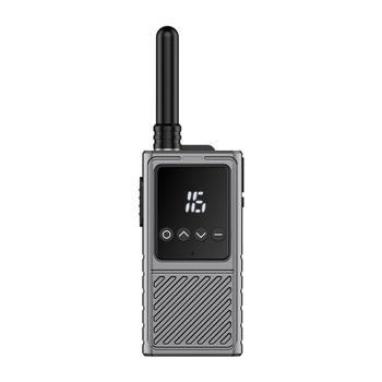 Walkie-Talkie εξωτερικής χρήσης: 8W ισχύς, 16 κανάλια, εμβέλεια 3-5 χλμ, μπαταρία 5800 mAh, οθόνη, ανθεκτικό στη σκόνη