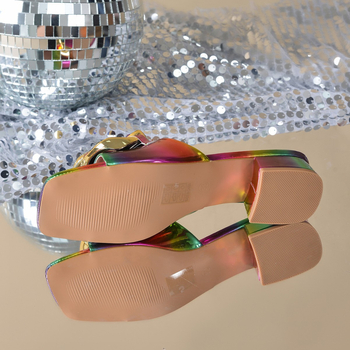 Rhinestone köves magas sarkú szandál | Felső rész: műanyag; Belső: PU; Talp: gumi; Orr: négyszögletes; Sark: vastag