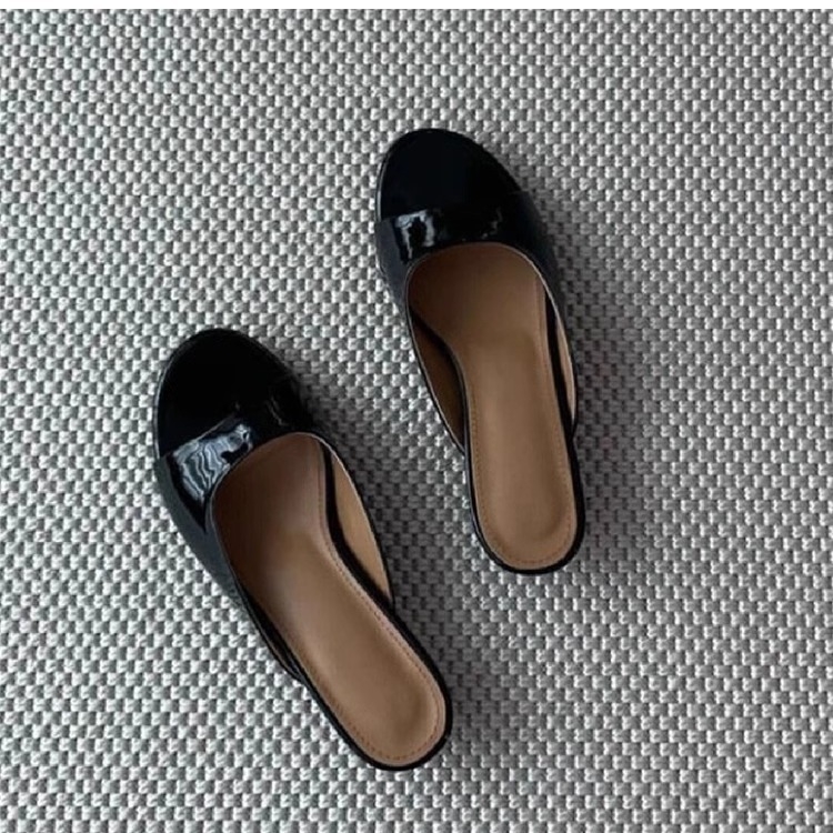 Női koreai stílusú kitten-heel szandálok, valódi bőr, kerek orrú, nyitott lábujjak