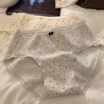 Ženske antibakterijske pamučne gaćice srednjeg struka s uzorkom mašne, 95–100% pamuk, prepona 100% pamuk