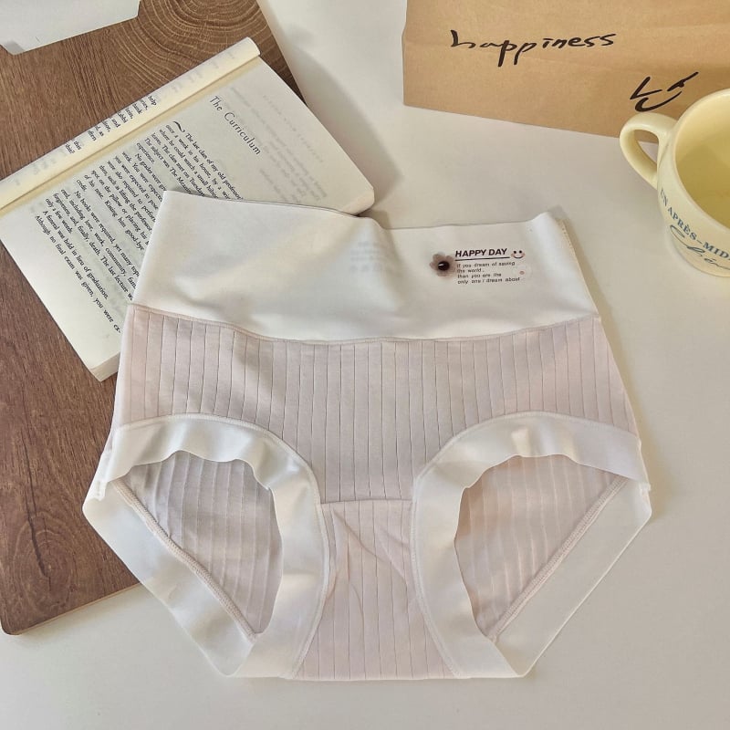 Női pamut magas derekú alsónemű, has támasztás, lélegző és vékony, 80-90% pamut, hullámpont mintázat