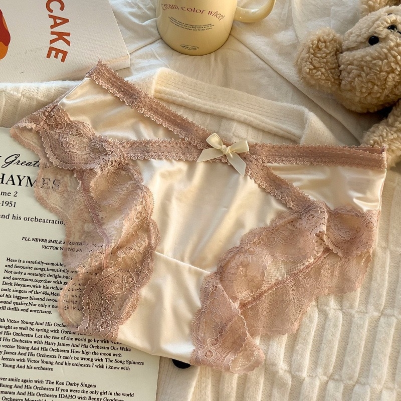 Lenjerie de damă Ice Silk, căptușeală din bumbac în zona inghinală, croială triunghiulară, talie medie, dantelă