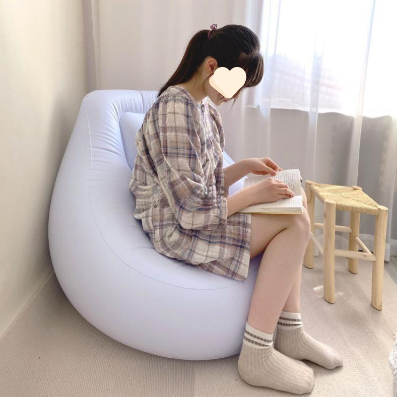 Áttetsző felfújható kanapé a hálószoba és az erkély számára — fotó kellék