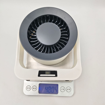 Automobilski ventilator s LED digitalnim zaslonom, akrilno kućište, snaga 5W, višestruko podesiv kut, model HR2520/HR2522