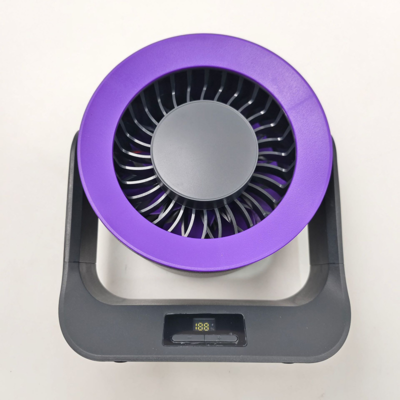 Automobilski ventilator s LED digitalnim zaslonom, akrilno kućište, snaga 5W, višestruko podesiv kut, model HR2520/HR2522