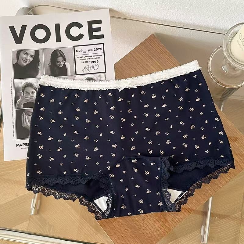 Dievčenské bavlnené boxerkové nohavičky s kvetinovým vzorom, antibakteriálne, priedušné, rýchloschnúce; vysoký pás; hlavná látka 90–95% bavlna; výstelka v rozkroku 100% bavlna