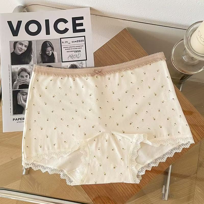 Dievčenské bavlnené boxerkové nohavičky s kvetinovým vzorom, antibakteriálne, priedušné, rýchloschnúce; vysoký pás; hlavná látka 90–95% bavlna; výstelka v rozkroku 100% bavlna