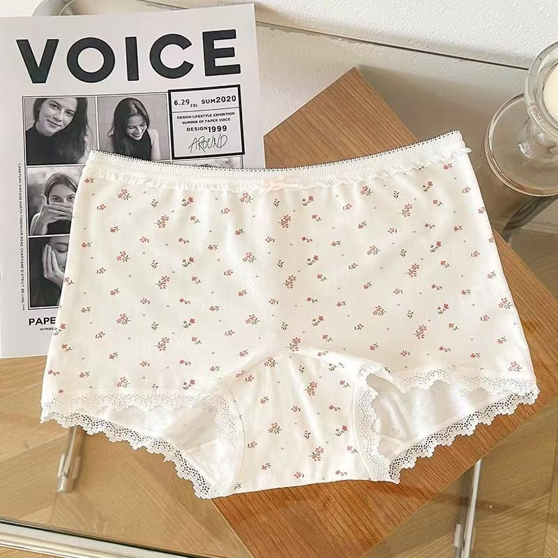 Dievčenské bavlnené boxerkové nohavičky s kvetinovým vzorom, antibakteriálne, priedušné, rýchloschnúce; vysoký pás; hlavná látka 90–95% bavlna; výstelka v rozkroku 100% bavlna