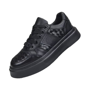 Platformcipő vastag talppal, felsőrész első réteg marhabőrből, belső réteg első réteg disznó bőrből, fűzővel záródó