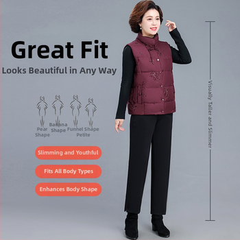 Памучна жилетка с качулка, къса дължина, стоечна яка, цип.