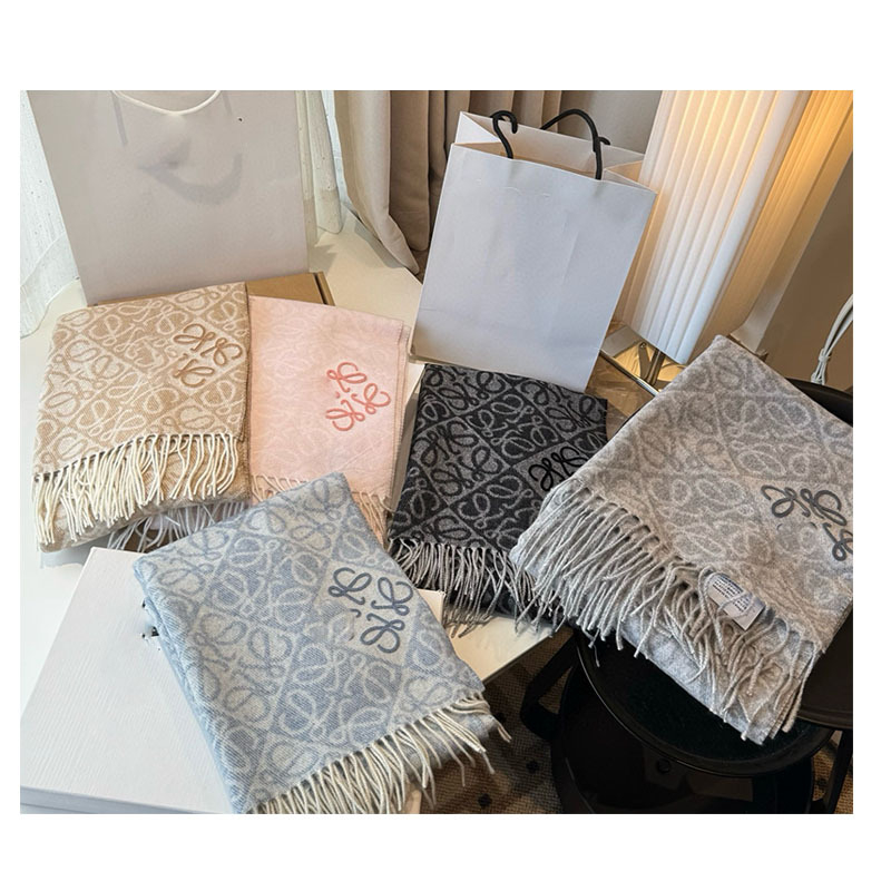 Вълнен жакардов двустранен флокиран шал за зима — рапирано плетено, за жени