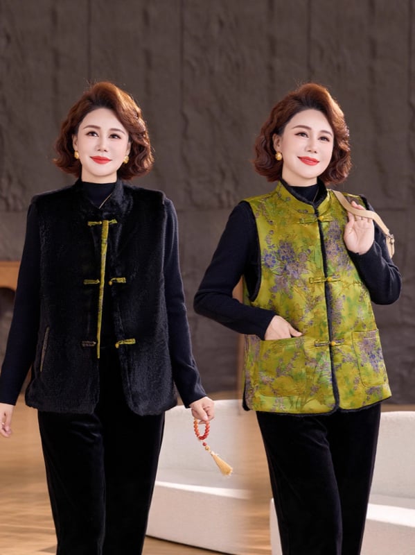 Дамска жилетка в китайски стил със стойкова яка и закопчаване с катарами, нормална дължина