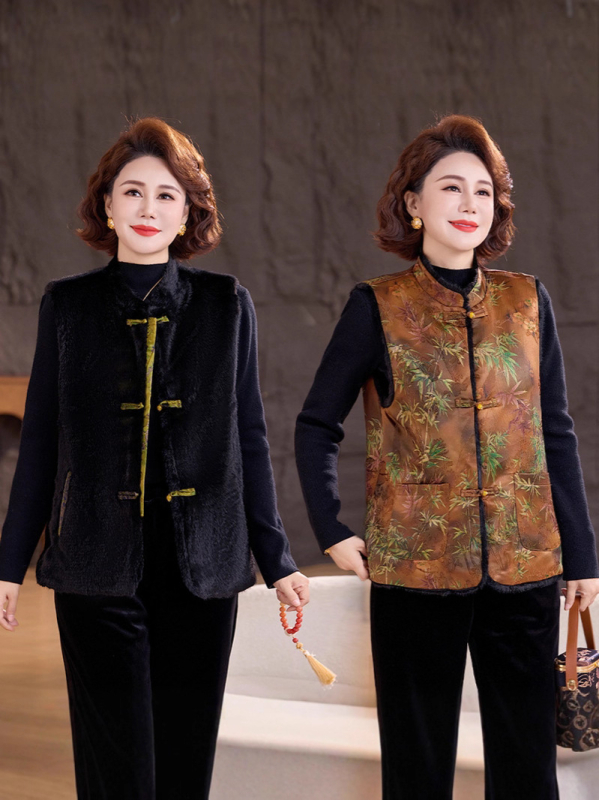 Дамска жилетка в китайски стил със стойкова яка и закопчаване с катарами, нормална дължина