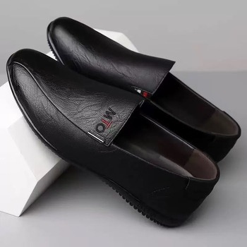 Muške casual kožne cipele – PU gornji dio, plastična potplata, okrugli vrh, niski potpetica 1–3 cm, stil leisure/business casual, ljeto