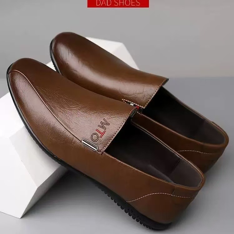 Muške casual kožne cipele – PU gornji dio, plastična potplata, okrugli vrh, niski potpetica 1–3 cm, stil leisure/business casual, ljeto