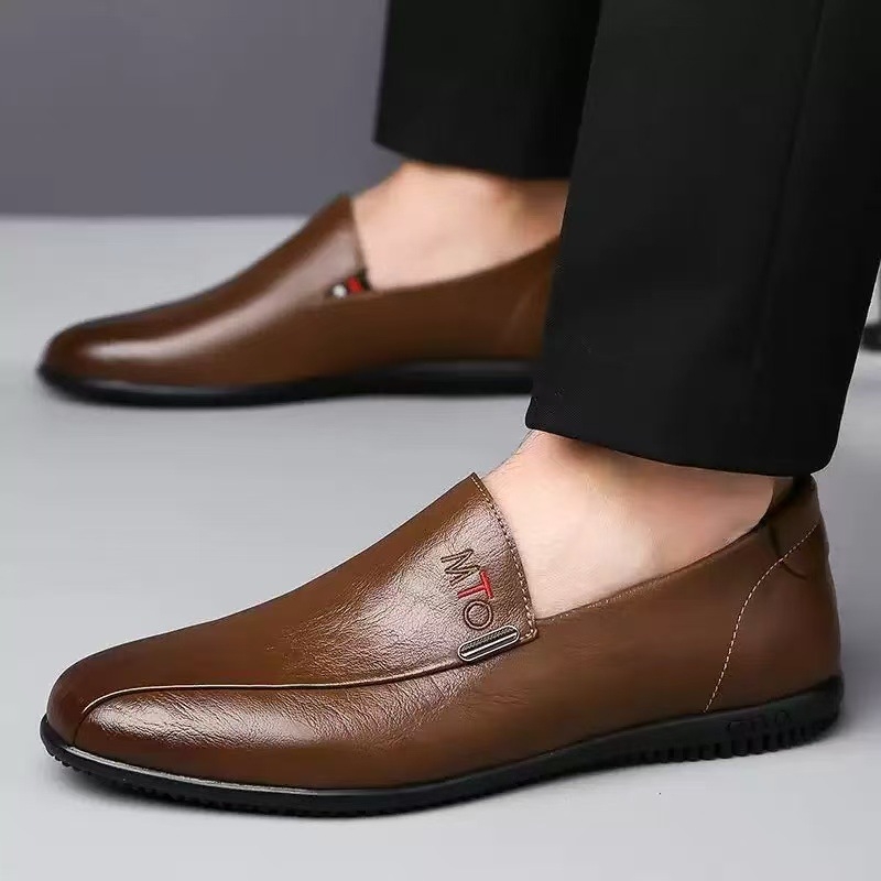 Muške casual kožne cipele – PU gornji dio, plastična potplata, okrugli vrh, niski potpetica 1–3 cm, stil leisure/business casual, ljeto