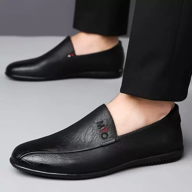 Muške casual kožne cipele – PU gornji dio, plastična potplata, okrugli vrh, niski potpetica 1–3 cm, stil leisure/business casual, ljeto