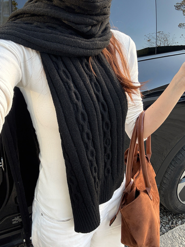 Шал от вълнена смес, плътно тъкане, топли през зимата