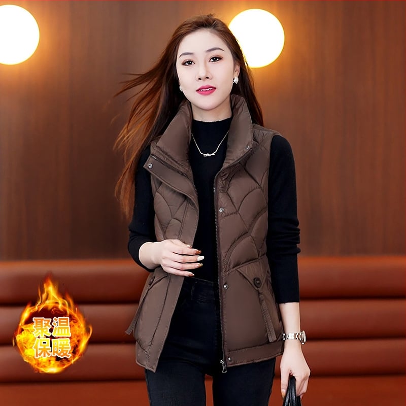 Дамска памучна жилетка с качулка, пух-памучно напълване, полиестер 95%+, цип, зима 2024