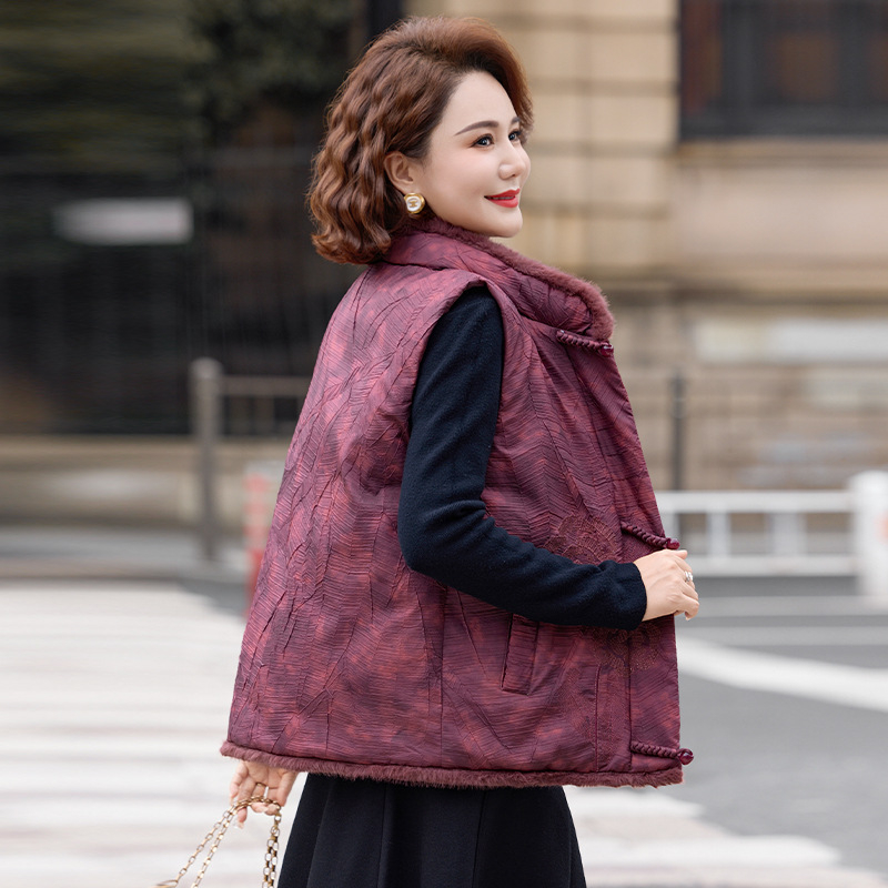 Kínai stílusú téli töltött mellény középkorú nőknek, virágos mintával, normál hosszúságú 50–65 cm, kényelmes anyag, tél 2025