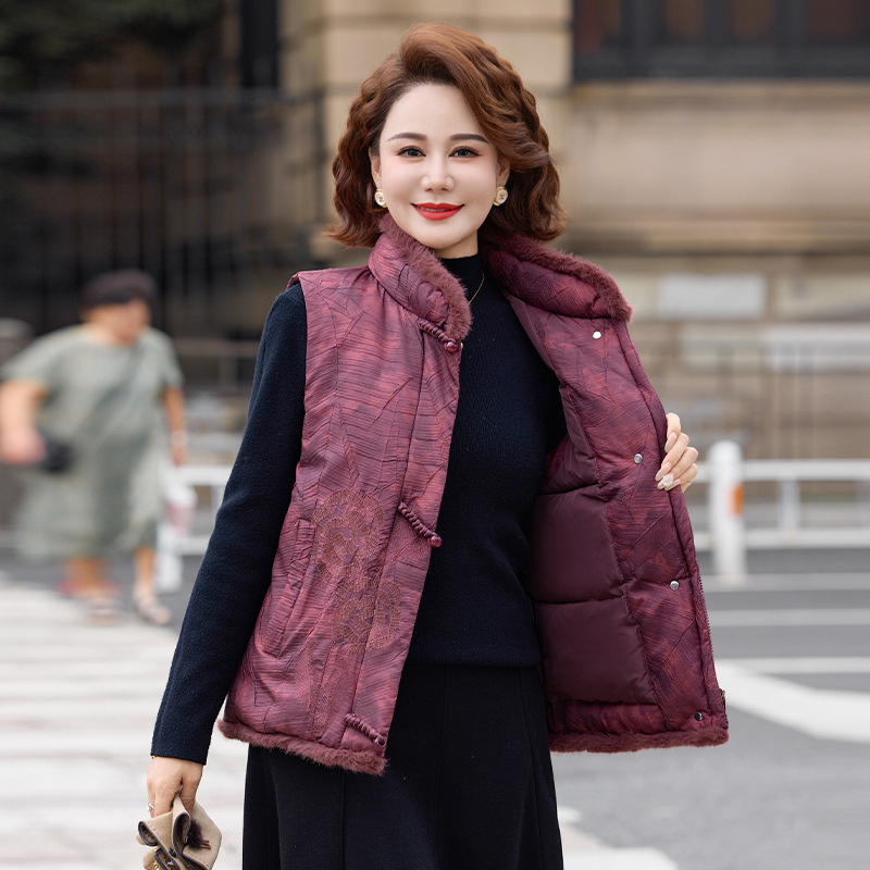 Kínai stílusú téli töltött mellény középkorú nőknek, virágos mintával, normál hosszúságú 50–65 cm, kényelmes anyag, tél 2025