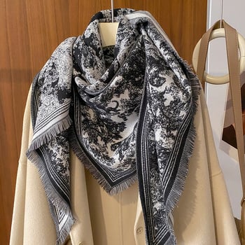 Триъгълен шал, полиестерна тъкане, warp-knit, запазва топлината през зимата