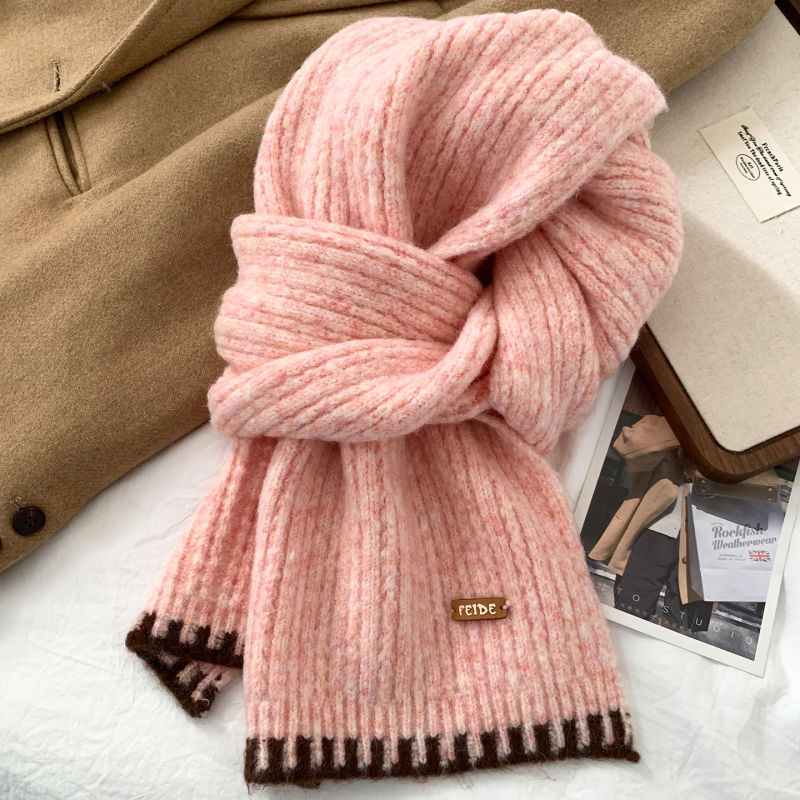 Плетен шал за зима – пази топлината, полиестерна материя, плетена изработка