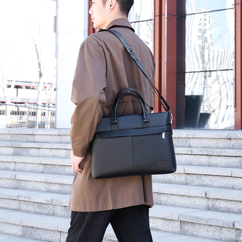 PU кожена мъжка делова чанта-портфейл, хоризонтална, за командировки; Стил: бизнес командировка; Материал: PU; Шаблон: едноцветен; Подплата: полиестер; Функции: водоустойчива, разширение, намалява натоварване