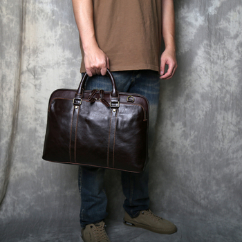 Üzleti táska valódi bőrből, első réteg marhabőrből, poliészter-pamut bélés, tárolási funkció, üzleti utakhoz alkalmas