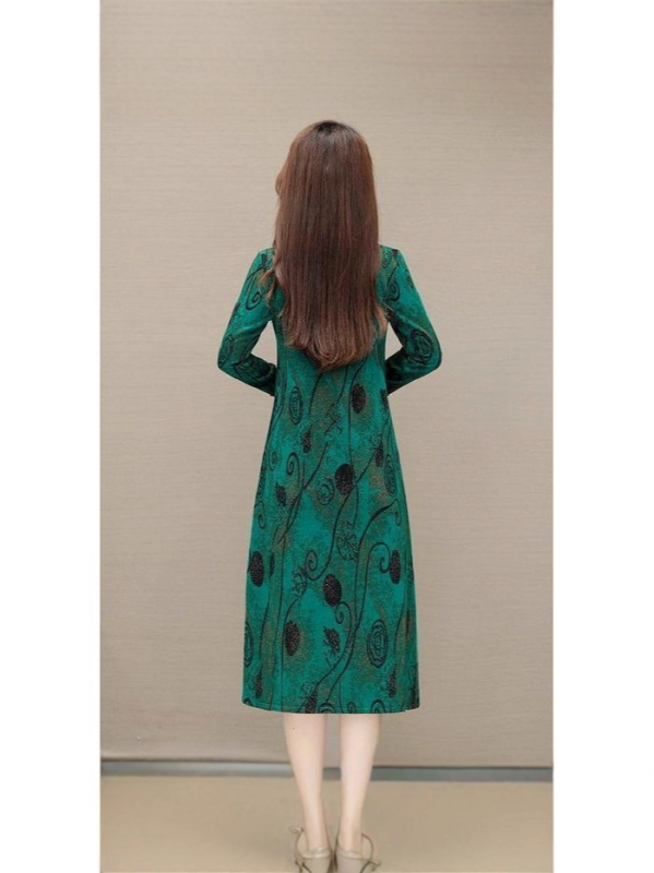 Ruha A-vonalú sziluettel és V-nyakkal (acetate satin, minimalist stílus, mid-length)