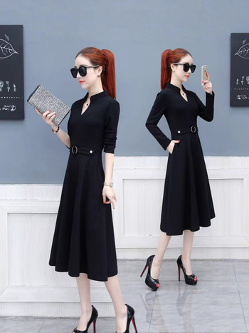 Elegáns mindennapi ruha hosszú ujjú, V-nyakú, A-vonalú, középső hosszúságú, poliészter 80–90%