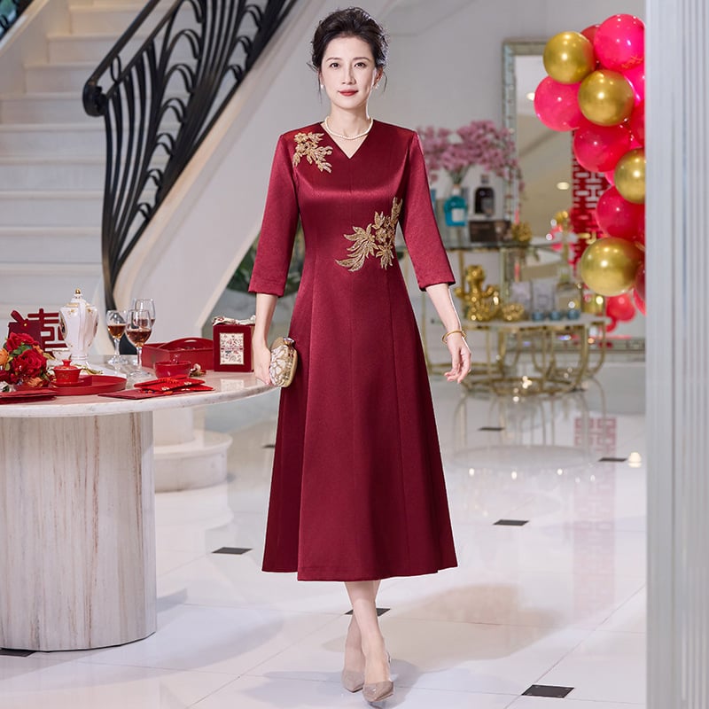 Elegáns nyári menyasszonyi ruha anyós számára, poliészter >95%, 2026 tavasz