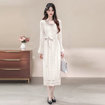 Kerek nyakú, hosszú ujjú, középméretű ruha, poliészter anyag, 3D vágás