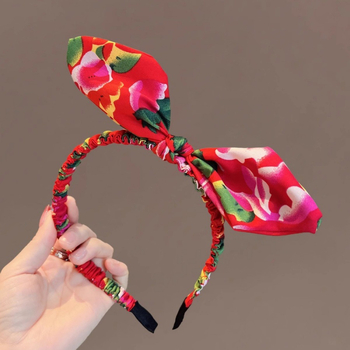 Hajpánt masnival – kevert anyagok, kézzel készített, 2025 tavasza, pásztor stílus, friss és édes