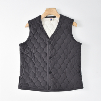 Жилет за зима с флисово подплътяване и памучен пълнеж, V-образно деколте, тясна кройка