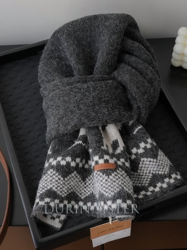 Шал от вълнен бленд с жакардов модел Fair Isle, плетен по warp техника, зимен топъл аксесоар