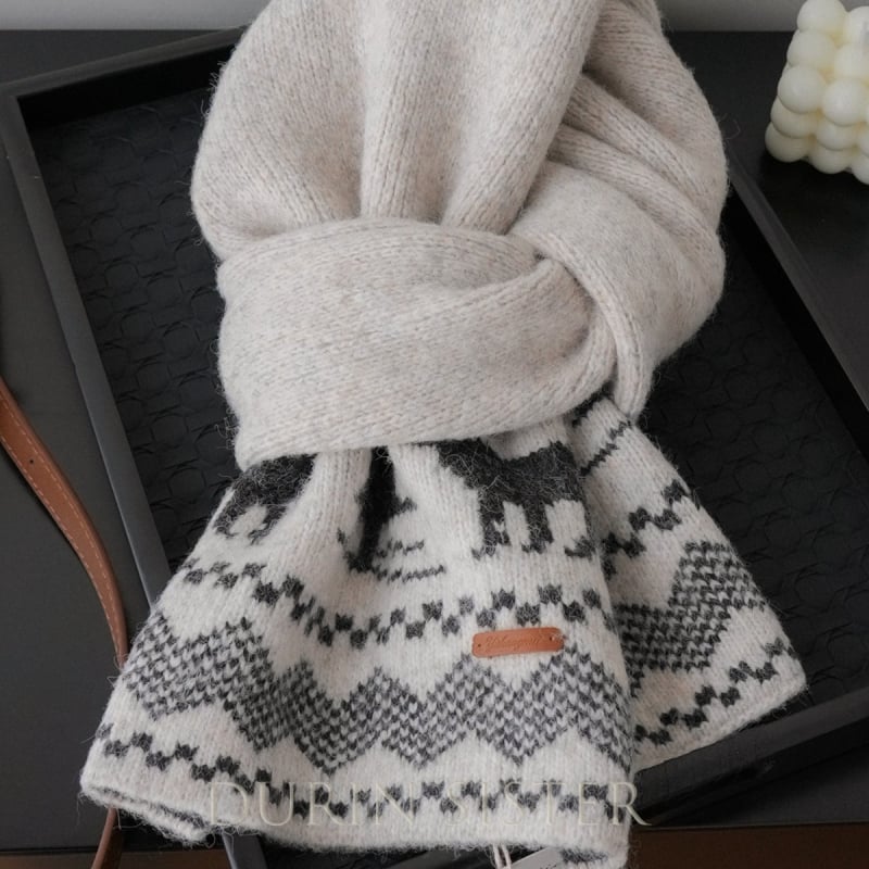 Шал от вълнен бленд с жакардов модел Fair Isle, плетен по warp техника, зимен топъл аксесоар