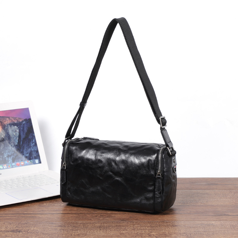 Muška crossbody torba od prave kože, Vegetable-Tanned, Hand-Scratch Pattern, Model N3020, podstava od poliesteru, prozračna
