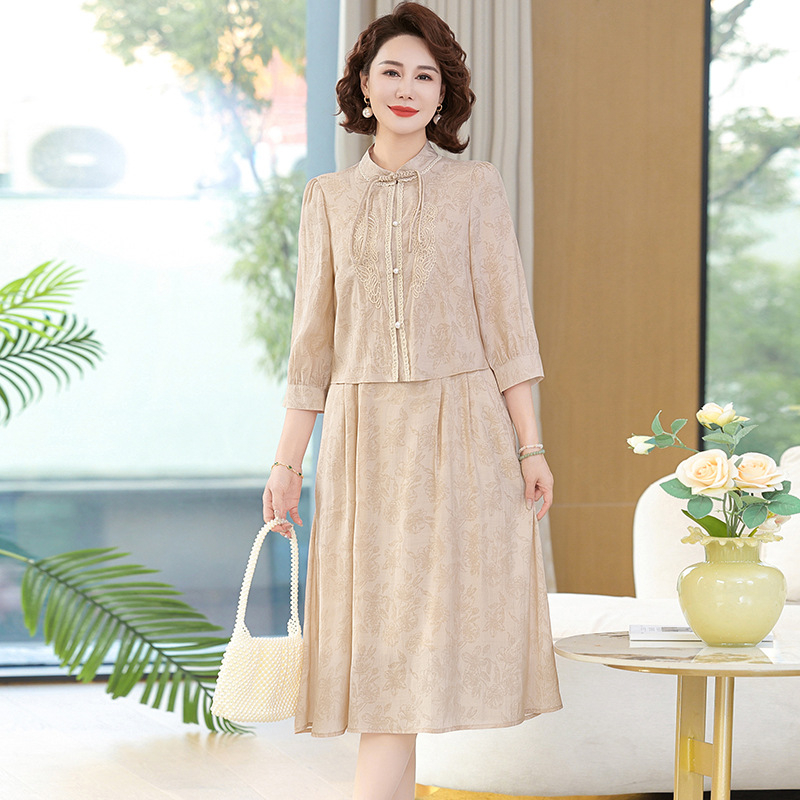 Két ruhából álló virágos ruhaszett, poliészter 95%+, középméretű hossz, városi stílus, tavasz 2025