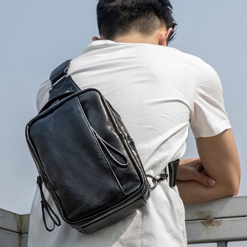 Férfi crossbody táska - PU, vízálló, ultra könnyű, lopásellenes, megkönnyíti a terhet, városi stílus