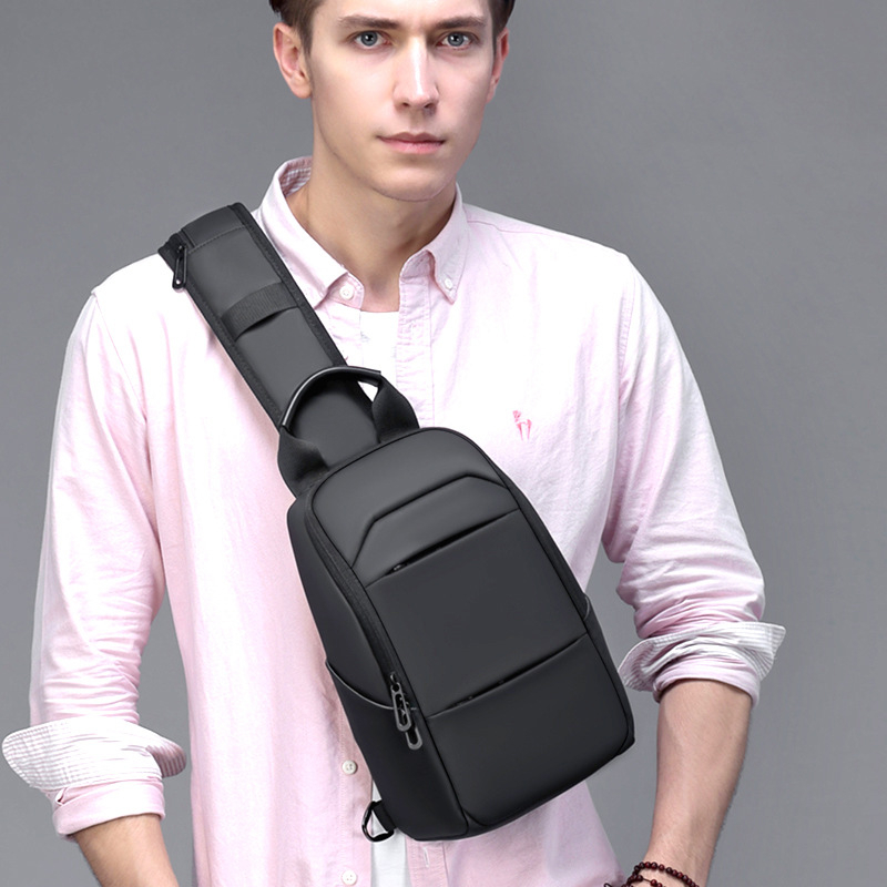 Muška chest bag - PVC, prozračna i vodootporna, ultra lagana, za poslovna putovanja