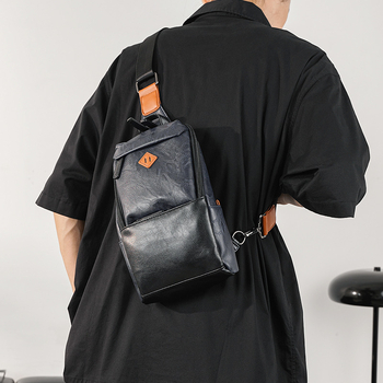 Muška torba za prsa — PU koža, gradski stil, ultra lagana, protiv krađe, podstava od poliestera